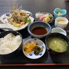 お食事処 潮騒 - 飛魚唐揚げ定食（お造り付）1800円
