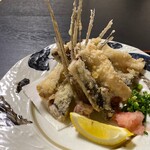 お食事処 潮騒 - 飛魚唐揚げ