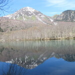 炭火焼き うなぎの店 旦 - 大正池と焼岳