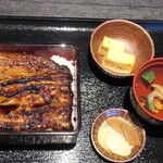 炭火焼き うなぎの店 旦 - うな重（並）