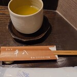 うなぎ 平八 - お煎茶が濃い目でおいしい