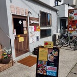 麺線屋formosa - 　　　　　　　　入り口付近