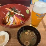 味処 魚しん - 海鮮丼と生ビール