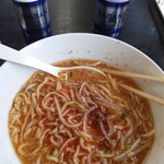 ラーメン ガキ大将 - 味噌ラーメンにラー油、2種類のコショウ(2023.5.2)