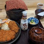 Tonkatsu Kagurazaka Sakura - 鯵フライとロースかつ定食、メンチカツ