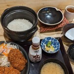 Tonkatsu Kagurazaka Sakura - 鯵フライとロースかつ定食とメンチカツ