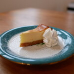 ハリウッドランドカフェ - ニューヨークチーズケーキ