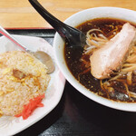 Ramen Resutoran Ningu Ru - 