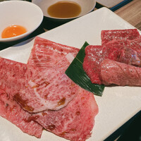 焼肉うしごろ 新宿三丁目店 - 