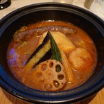 すーぷかりーかふぇ　チャーリースパイス - ハーブソーセージ　インディアンテイスト　辛さ4番