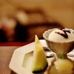 本家伴久 - 水菓子（メロン・アイス・白桃・わらび餅） (2013.Jul)