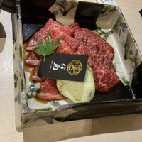 牛刺しと焼肉 仔虎 クリスロード店 - 