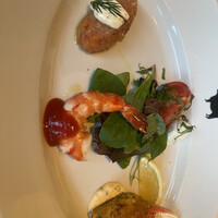 37 Steakhouse & Bar - 