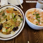 中国料理　王味 - 五目やきそばとえび炒飯