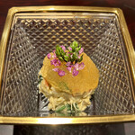 料理屋 植むら - 先付け
      毛蟹　汲み上げ湯葉　セリ　酢の煮こごり