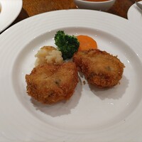 グリル満天星 麻布十番 新宿店 - 蟹クリームコロッケ グリル満天星 麻布十番 新宿店 - 蟹クリームコロッケ