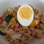 カフェハンズ - ガパオ風ライス