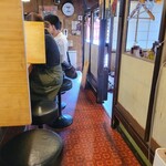 さつま富士 - 狭い店内