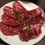 焼肉酒家 李苑 - 合盛り定食B（和牛ロース、ハラミ） ¥980 の和牛ロース、ハラミ