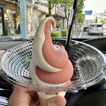 カフェ ラボ ハマダ - ミックスいちごソフト … ￥350円