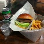 フリスコ - ハンバーガー・ポテト・ドリンクセット1350円