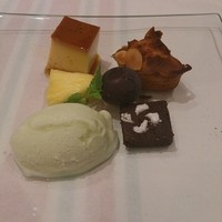 エチョラ - デザート盛り合わせ