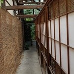 スパイスカフェ - 店内の通路