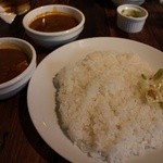 スパイスカフェ - ペアカレーランチ(チキン、ラム) 1350円
