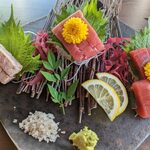 豊洲直送鮮魚と釜飯 二代目 魚義 - 生本鮪食べ比べ二種