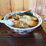 白河手打らーめん　うさぎ - 中華大盛り!会津地鶏の出汁が効いてます、