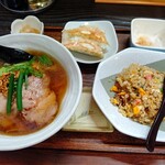 204270331 - 【2023.5.4(木)】チャーシュー麺(並盛・180g)1,100円→500円＋半チャーハン・餃子2個セット300円