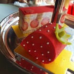 ラデュレ サロン・ド・テ 銀座三越店 - 