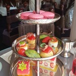 ラデュレ サロン・ド・テ 銀座三越店 - 