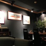 こめ＆葡萄 - 密談やゆったりするにはテーブルやソファー席がお勧め。