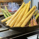 和食と鮨のに条 - 大きかと太さわかりますかね？