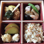 梅の花 - つぼみ弁当
