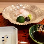 馬車道 大かわ - マコガレイとアオリイカ