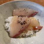 りた - 鰤の漬け丼