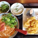 丸亀製麺 - 冷やしトマたま