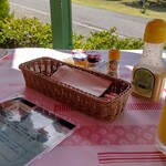 オーベルジュ オーパヴィラージュ - 【冷たいお飲み物】左:グァバ、右:パイン