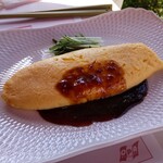 オーベルジュ オーパヴィラージュ - オムレツ 自家製味噌ソース (シェア)