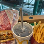 マクドナルド - 