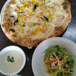 Garden Pizzeria IZAEMON - Aランチのピッツァ1,600円