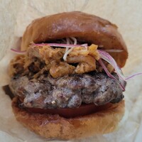 BLT STEAK  ROPPONGI - PULLED PORK BURGER / プルドポークBBQバーガー