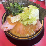 家系ラーメン とらきち家 - 