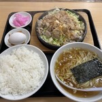 大盛軒 - 名物　鉄板麺