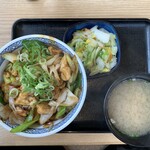 吉野家 - 焦がしねぎ焼鳥丼（並）・お新香セット