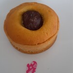 喫茶もか - くりのタルトは、マロン一個まるごと入り！