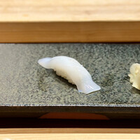 鮨 ふくじゅ - 白エビ
                      塩でいただきます。