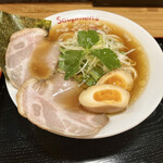 Soupmen - 鶏醤油らぁ麺「金豚王」　1,200円(税込